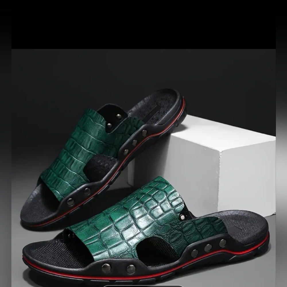 NEW MENS GREEN SANDALS SLIPPER SIZE 10